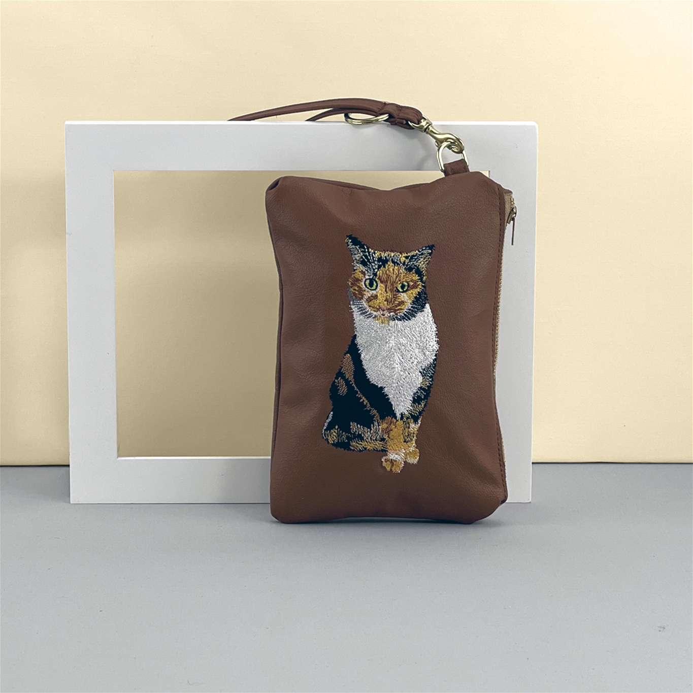 Cat Portrait Women's Clutch